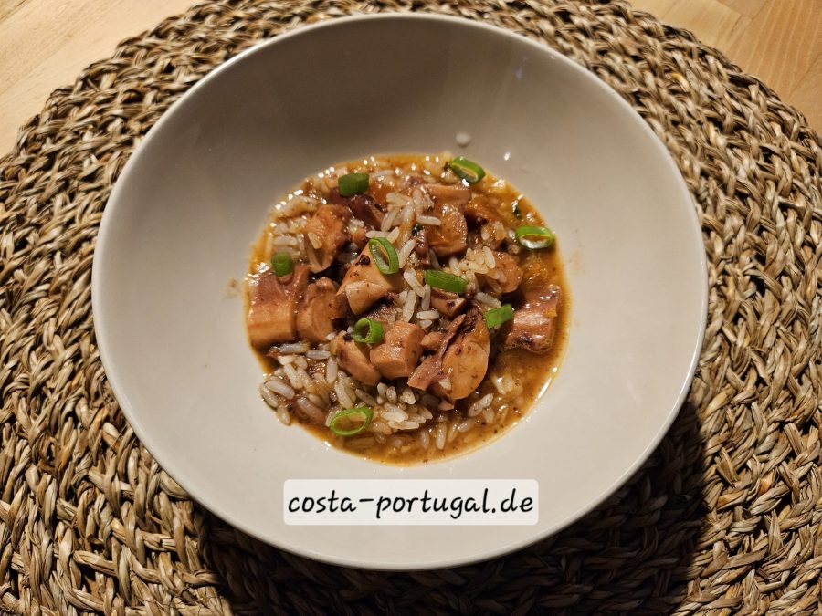 Arrozada de Tentáculos (Tintenfischtentakel-Reis)