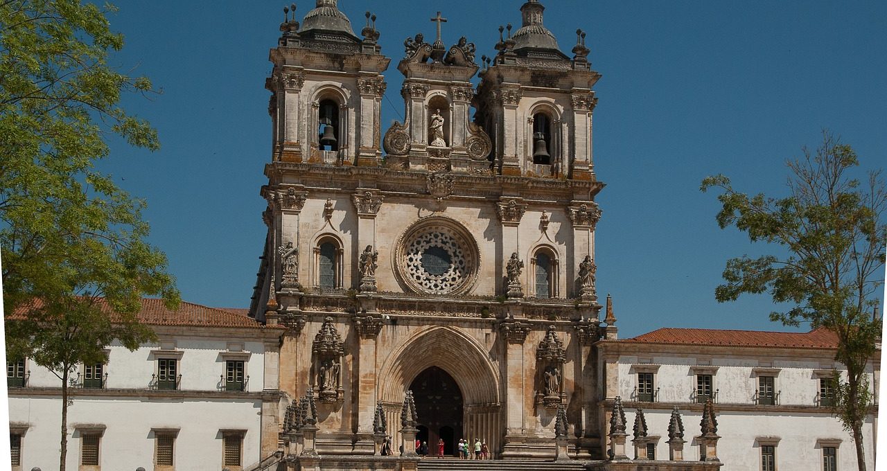 Tumulus/ Grabmal von Dom Pedro I. Abtei von Alcobaça