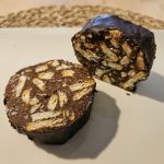 Salame de Chocolate, portugiesisches Dessert, Schokoladensalami, portugiesische Süßspeise