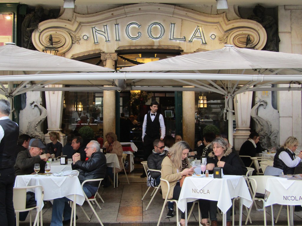 Café Nicola: Ein historisches Highlight in Lissabon