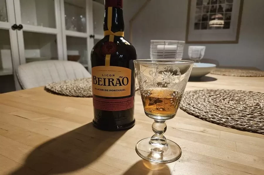 Licor Beirão, Kräuterlikör Portugal, portugiesische Liköre, traditioneller Likör